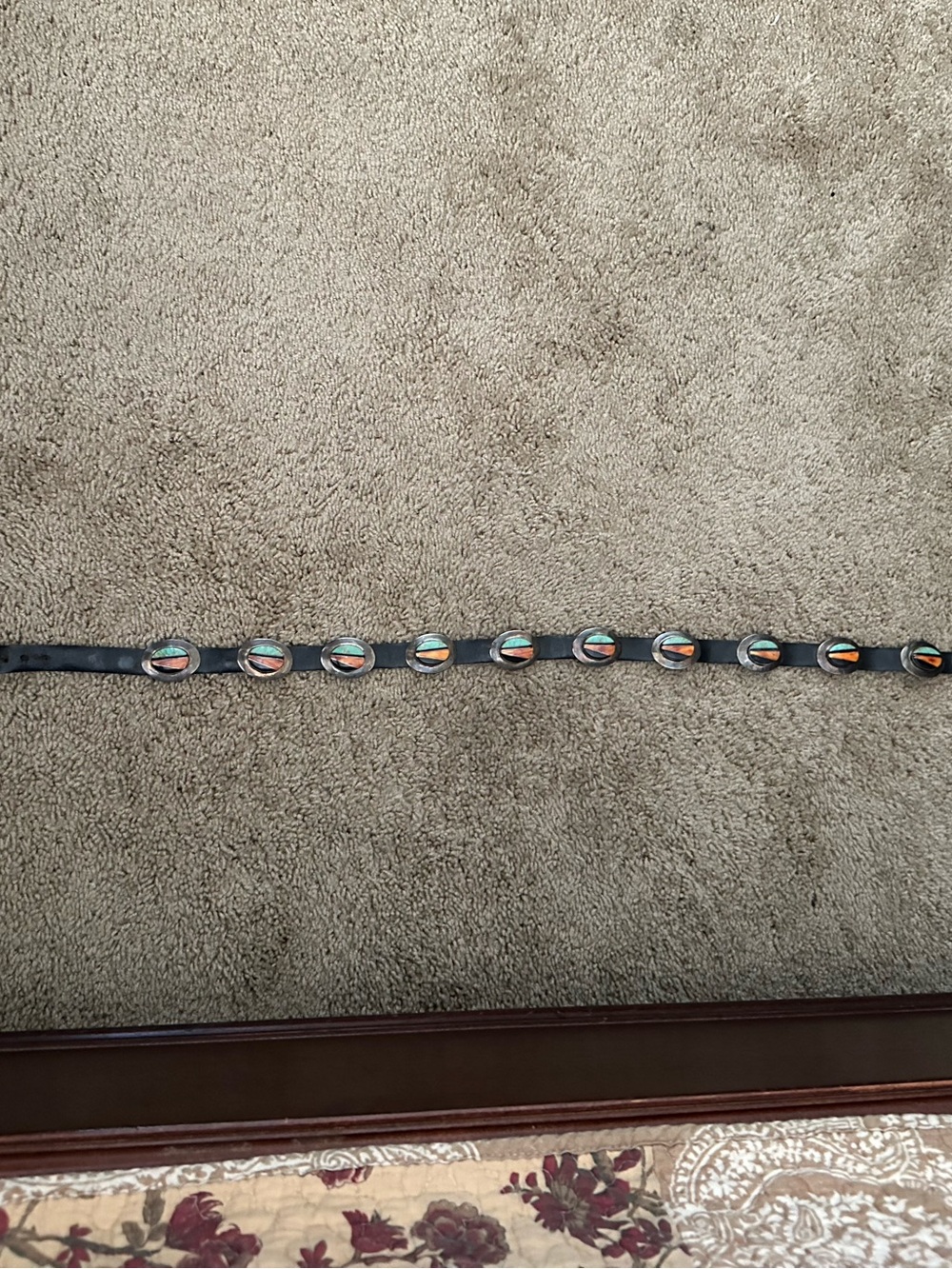 Very Old Vintage Native American Turquoise/Spiny Oyster/Onyx Leather Concho Belt - Picture 5 of 7